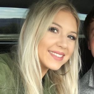 Meet your Posher, Addison